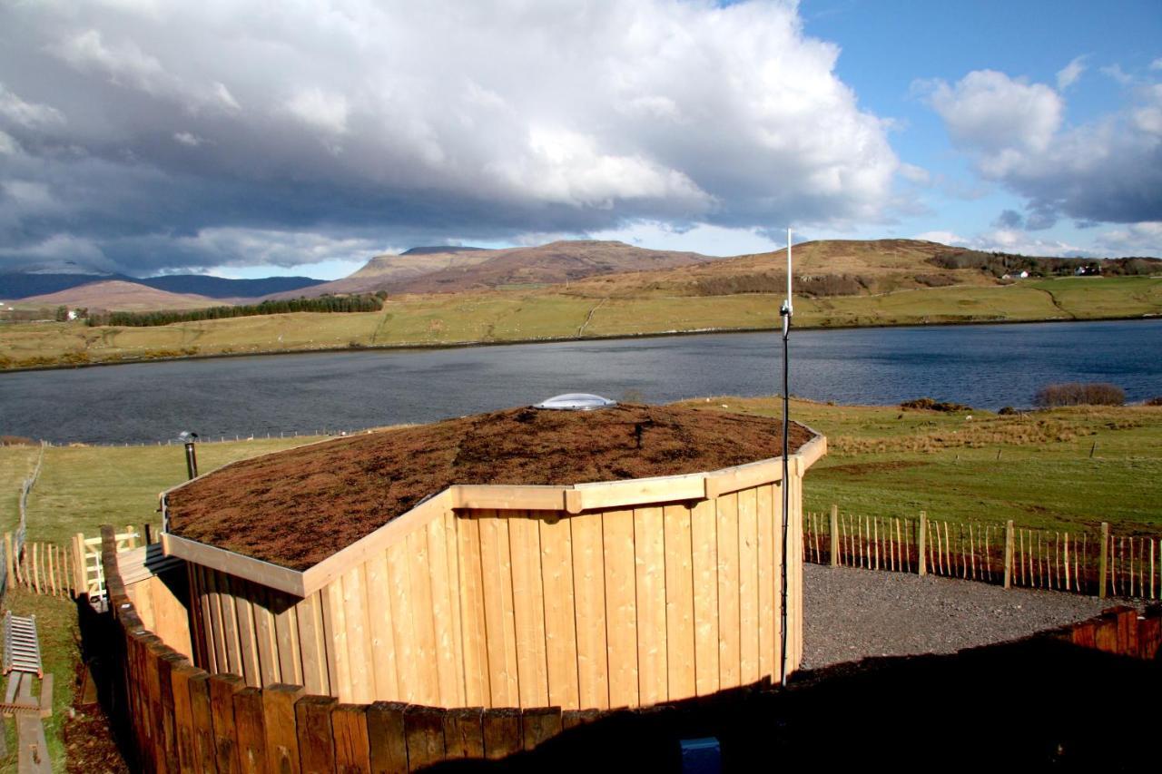 Skye Cabins Skeabost Exterior foto